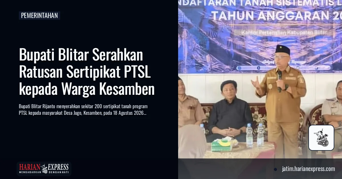 Bupati Blitar Serahkan Ratusan Sertipikat PTSL kepada Warga Kesamben