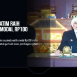 Gubernur Jawa Timur Khofifah Indar Parawansa menyampaikan Pendapat Akhir Gubernur terkait Raperda penyertaan modal Jamkrida Jatim dalam Rapat Paripurna DPRD Jawa Timur di Surabaya, Senin (7/9). (Foto Dok Ho/RadarBangsa.co.id)