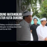 Bupati Adi Arnawa bersama Ketua DPRD Gusti Anom Gumanti saat hadiri Kuta Beach Festival (KBF) 2026 di Halfway Pantai Kuta, Sabtu (10/10/2026).